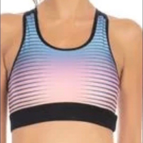 LIVE! Ultimate Top & Legging Set - Picture 3 of 6